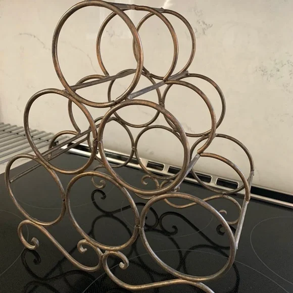 6 Bottle Countertop Wine Rack - Picture 2 of 3